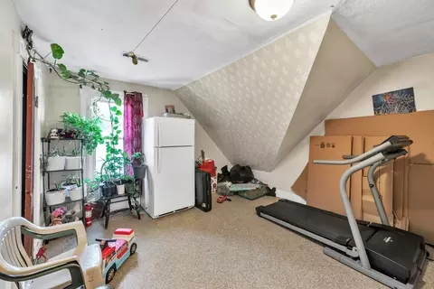 70 Alexander St, Springfield, MA 01107 photo 33