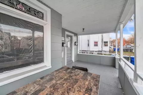 70 Alexander St, Springfield, MA 01107 photo 5