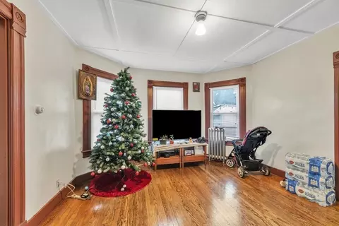 70 Alexander St, Springfield, MA 01107 photo 10
