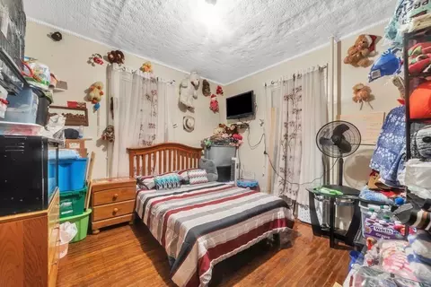 70 Alexander St, Springfield, MA 01107 photo 30