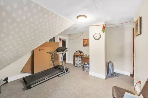 70 Alexander St, Springfield, MA 01107 photo 32