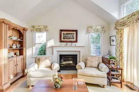 28 Kates Gln #28, Plymouth, MA 02360