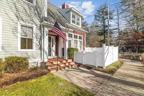 296 E Main St #296, Norton, MA 02766