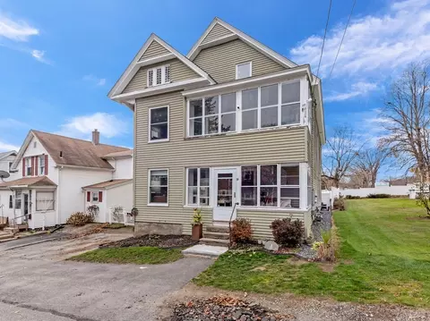 3 Ab Orchard St, Millbury, MA 01527