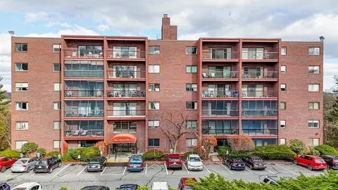 3 Summit Dr #16, Reading, MA 01867