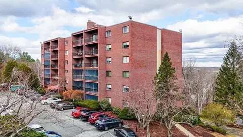 3 Summit Dr #16, Reading, MA 01867 photo 3