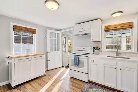 4 Rockwood Rd, Hingham, MA 02043 photo 5