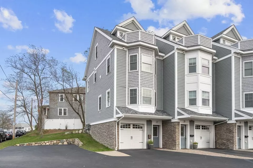 22 Rockland Cir 1, Hull, MA 02045 38 Photos Movoto