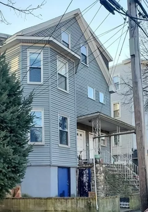 118 Foster St, Peabody, MA 01960