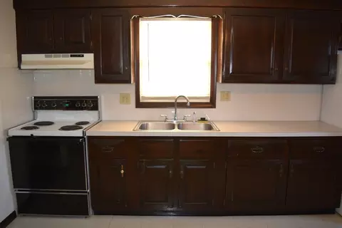 15-17 Lloyd Ave, Springfield, MA 01119 photo 7