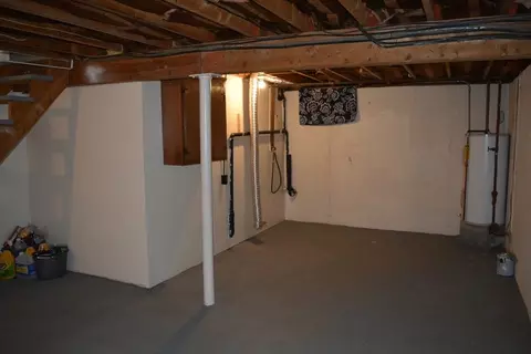15-17 Lloyd Ave, Springfield, MA 01119 photo 17