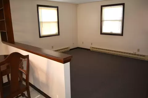 15-17 Lloyd Ave, Springfield, MA 01119 photo 10