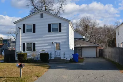 15-17 Lloyd Ave, Springfield, MA 01119