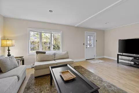 4 Bennett Rd, Marblehead, MA 01945 photo 5