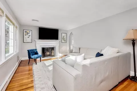32 Norman Rd, Hamilton, MA 01982 photo 11