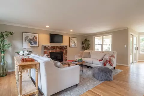 1302 Central Ave, Needham, MA 02492 photo 4