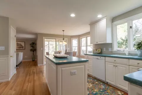 1302 Central Ave, Needham, MA 02492 photo 8