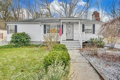 4 Asbury Rd, Worcester, MA 01602
