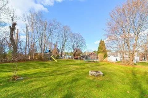153 Hartford Ave E, Mendon, MA 01756 photo 31