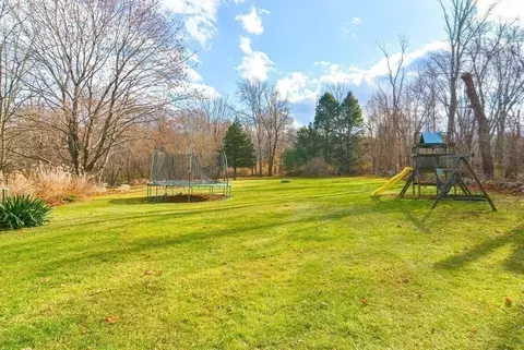153 Hartford Ave E, Mendon, MA 01756 photo 33