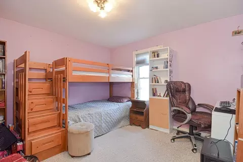 153 Hartford Ave E, Mendon, MA 01756 photo 8