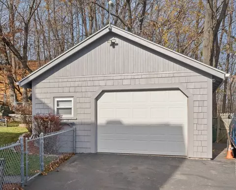 34 Pearson St, Saugus, MA 01906 photo 35