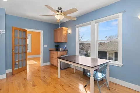 34 Pearson St, Saugus, MA 01906 photo 17