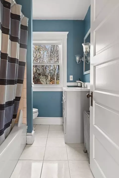 34 Pearson St, Saugus, MA 01906 photo 7