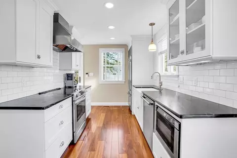 4 Myrtle St, Mendon, MA 01756 photo 17