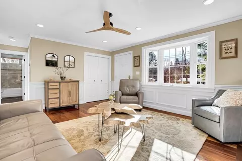 4 Myrtle St, Mendon, MA 01756 photo 10