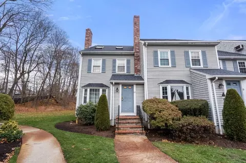 93 Village St #93, Easton, MA 02375