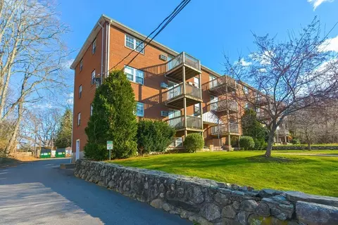 52 Burnap Rd #2, Holliston, MA 01746
