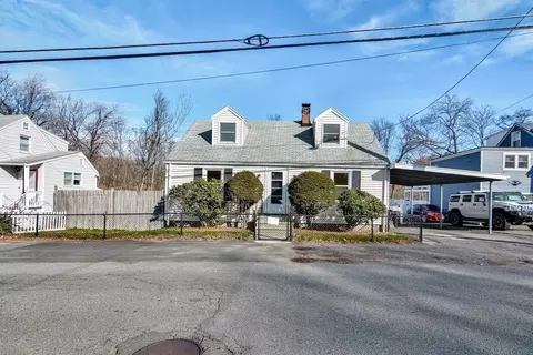 135 Elwell St, Malden, MA 02148