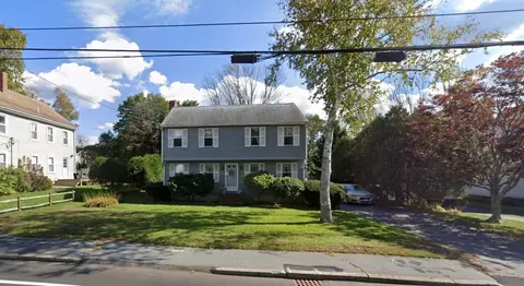 32 Center St, Bridgewater, MA 02324