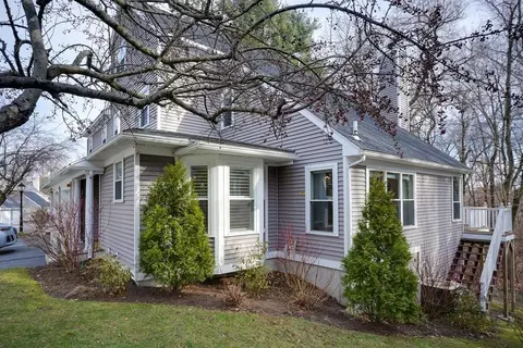 71 Villagewood Dr #71, Burlington, MA 01803