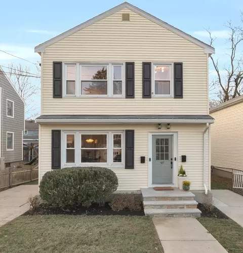 97 Sylvia St #2, Arlington, MA 02476