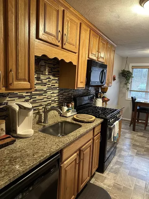 31 Blithewood Ave #501, Worcester, MA 01604 photo 2