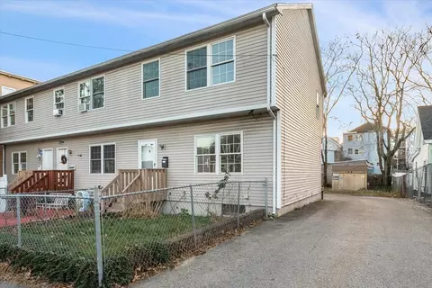 142 Oxford St #142, Lawrence, MA 01841