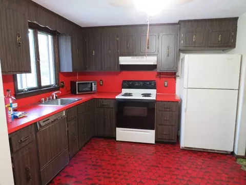 429 E Foxboro St, Sharon, MA 02067 photo 6
