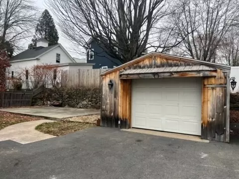 3 Linden St # -5, Maynard, MA 01754 photo 5