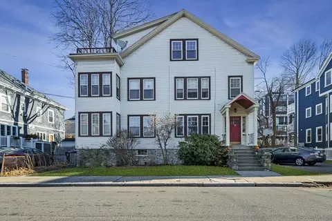 19 Wisteria St #3, Salem, MA 01970
