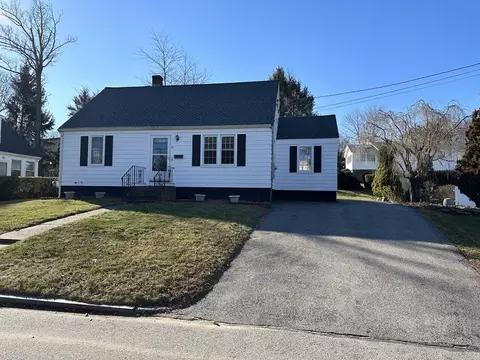 51 Prudential Rd, Worcester, MA 01606