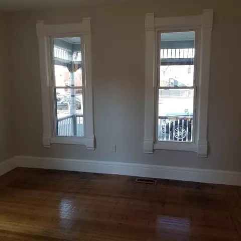 82 Temple St, Springfield, MA 01105 photo 10