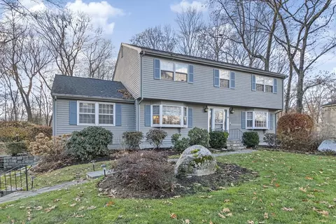 6 Linwood Rd, Framingham, MA 01702