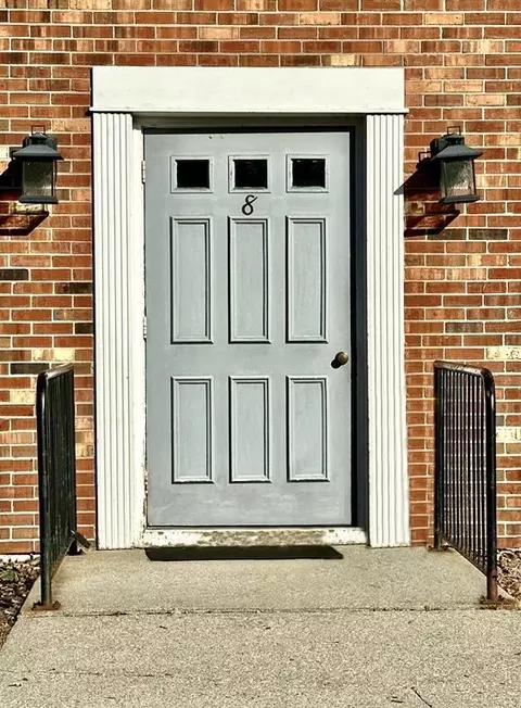 167 South St #8A, Northampton, MA 01060