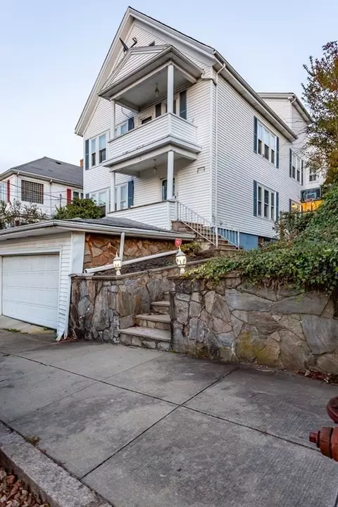 397 Belmont St, Fall River, MA 02720 photo 2