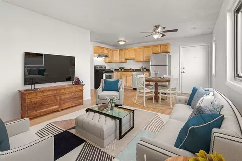 16 Cleveland Pl #1, Gloucester, MA 01930