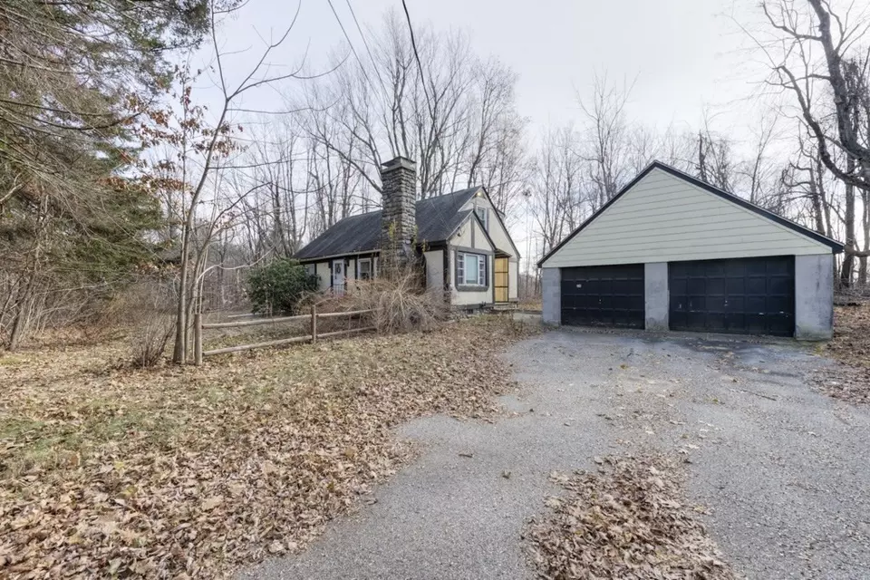 26 Lawrence St, Paxton, MA 01612 39 Photos Movoto