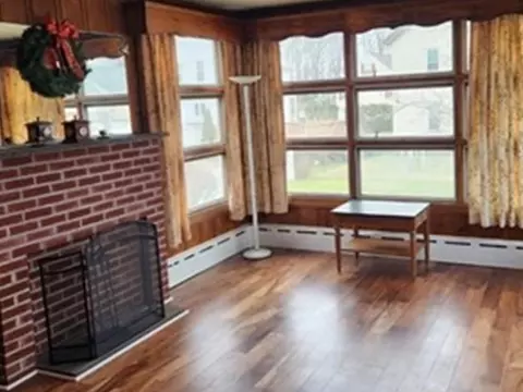 106 Swindells St, Fall River, MA 02723 photo 9
