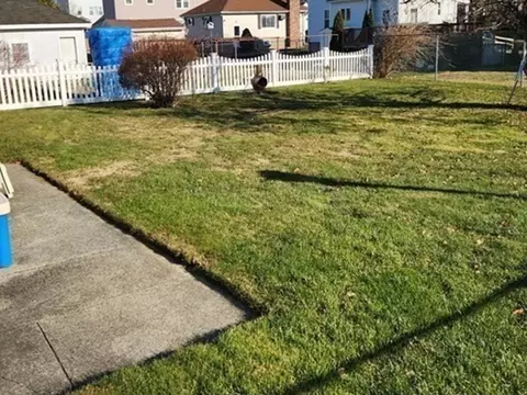 106 Swindells St, Fall River, MA 02723 photo 4